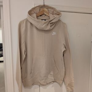 NIKE WOMEN'S NSW CLUB FLEECE FUNNEL NECK HOODIE OATMEAL/WHITE